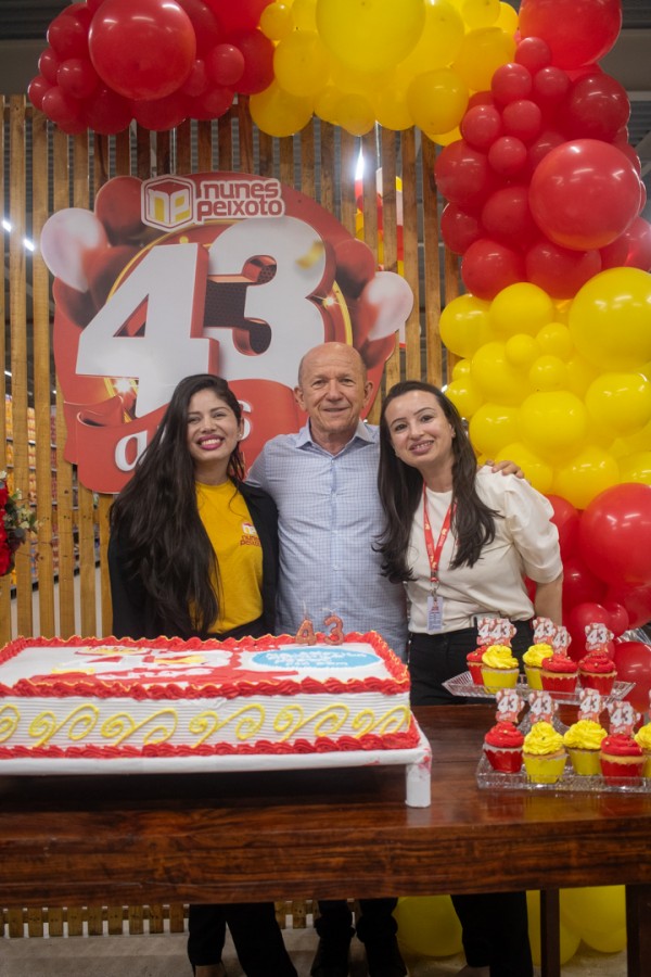 Comemoração dos 43 anos de aniversário em Glória
